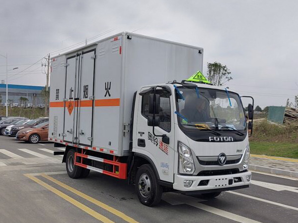 奧鈴藍(lán)牌煙花爆竹運(yùn)輸車