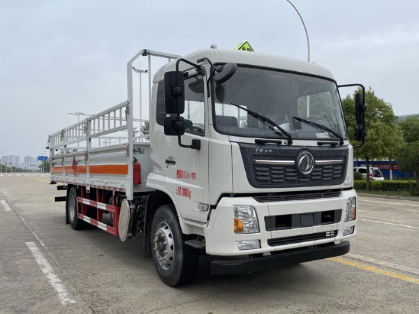 東風(fēng)天錦氣瓶運(yùn)輸車